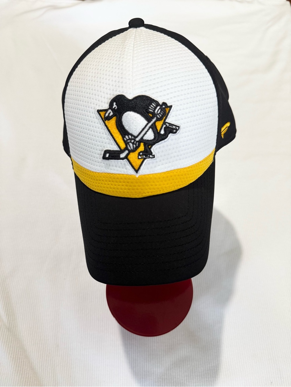 Fanatics Flex NHL Pittsburgh Penguins Hat Size S/M